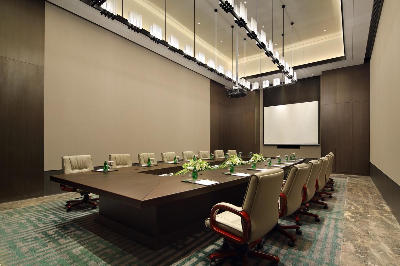Готель Wanda Realm Hefei Chaohu Екстер'єр фото