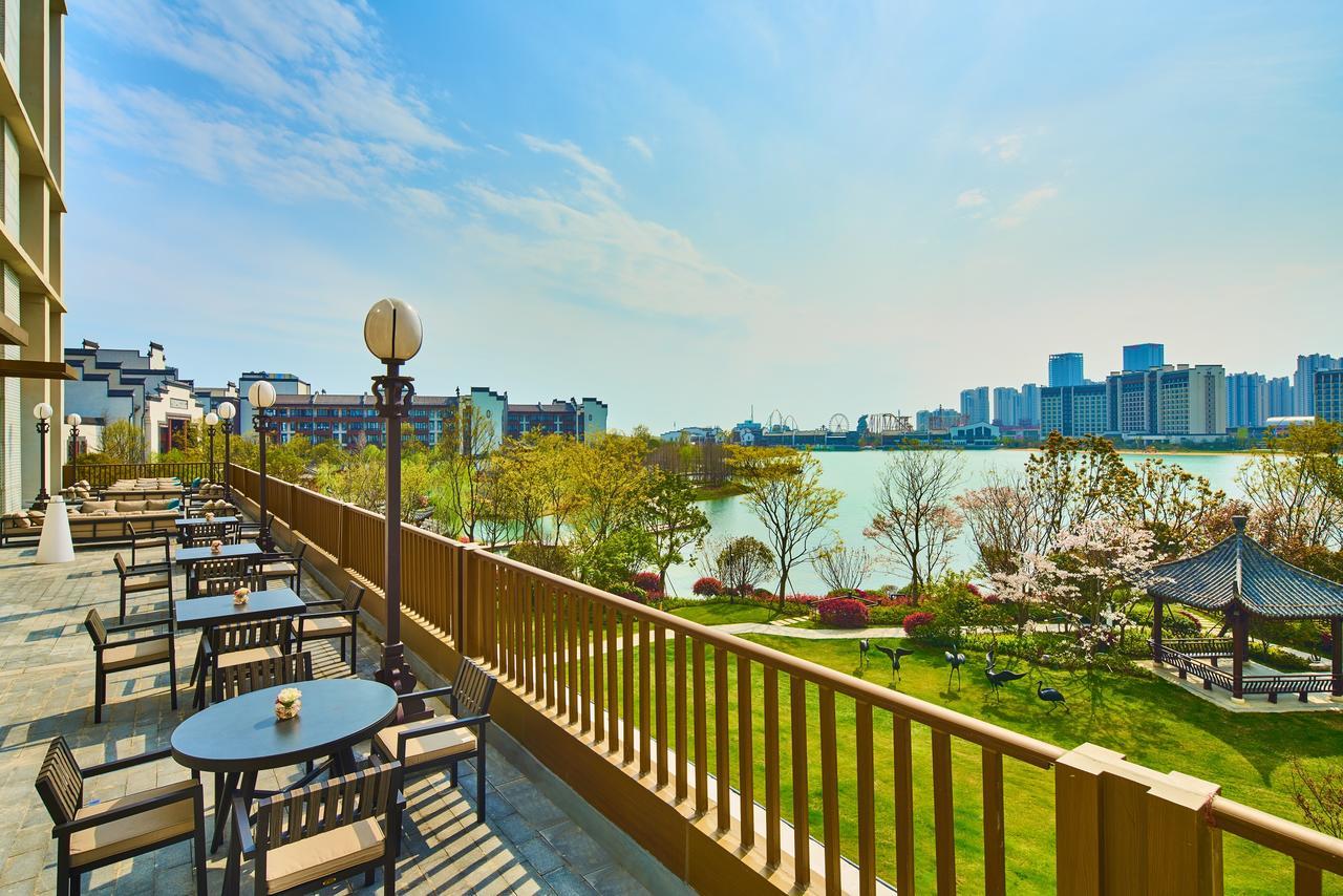 Готель Wanda Realm Hefei Chaohu Екстер'єр фото