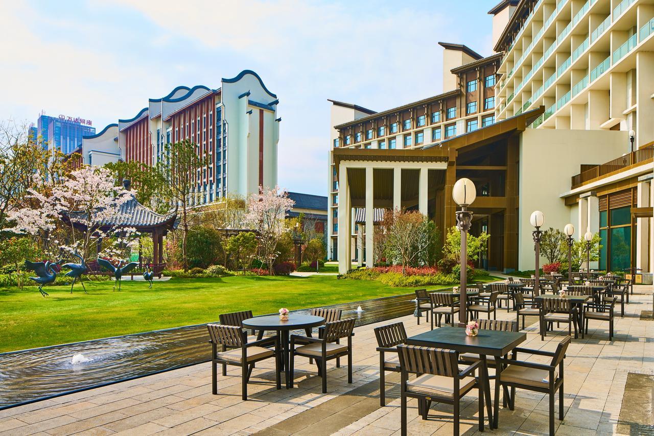 Готель Wanda Realm Hefei Chaohu Екстер'єр фото