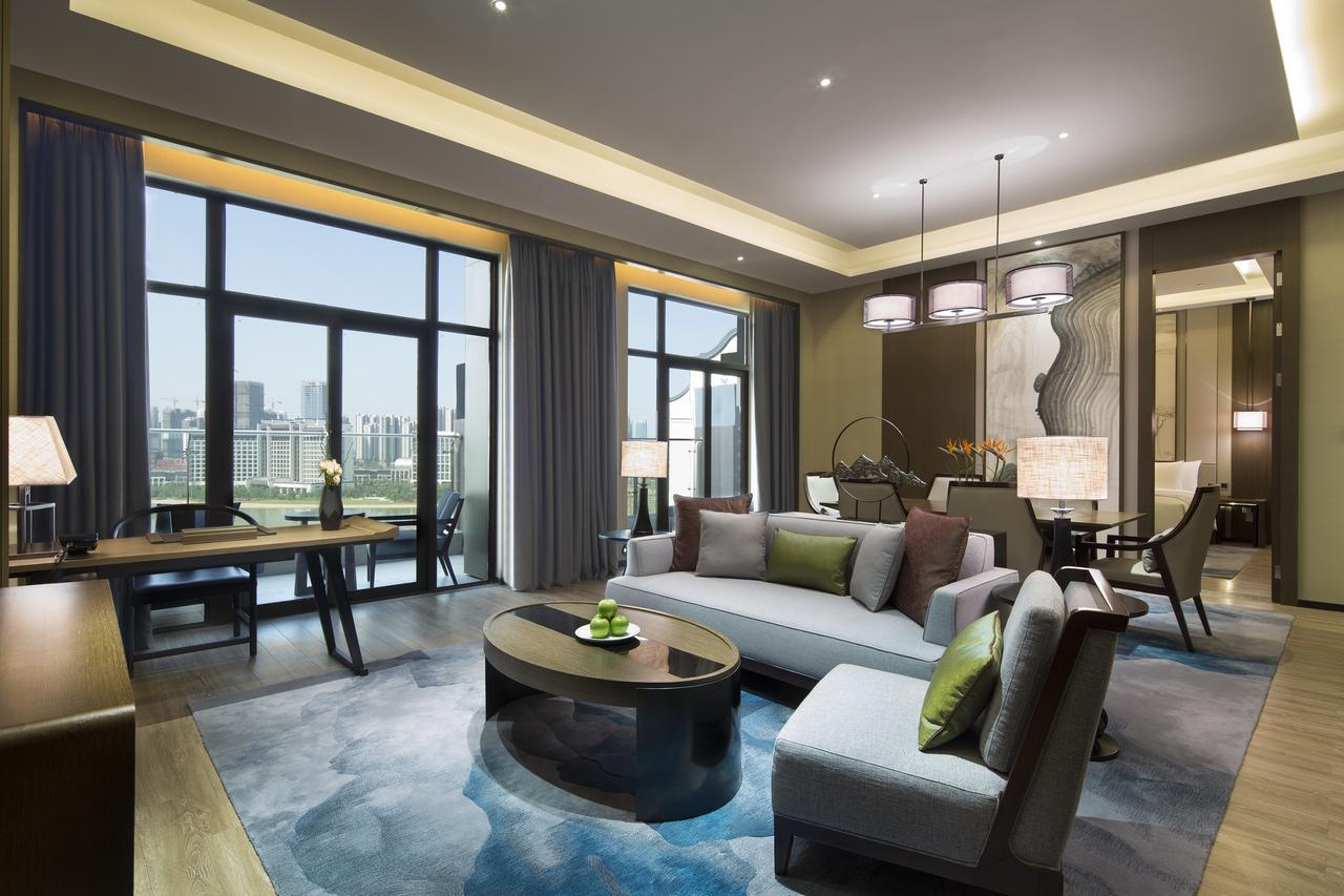 Готель Wanda Realm Hefei Chaohu Екстер'єр фото